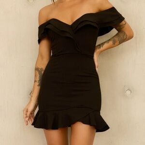Elegant Strapless Black Dress